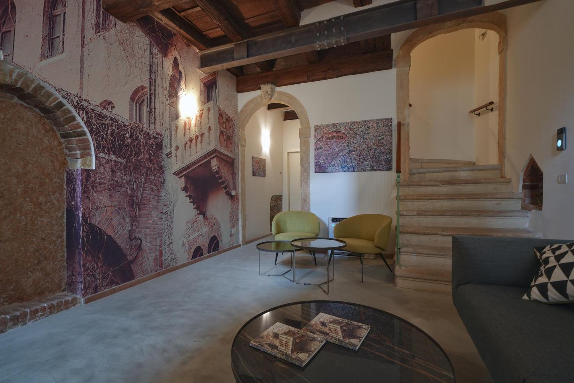 Palazzo Di Giulietta - Juliet'S Palace Βερόνα Εξωτερικό φωτογραφία